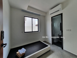 Jalan Kurnia (D19), Terrace #224418421